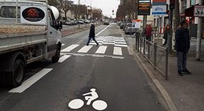  Une expérimentation de voie partagée bus et vélo a lieu sur la RD 34, au Perreux-sur-Marne. Objectif : fluidifier la circulation et les déplacements.