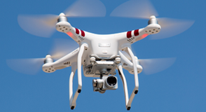Les métiers du drone recrutent ! Assistez à la matinée en plein air organisée vendredi 8 juillet 2022, au parc de la Mairie de Choisy-le-Roi et à la Cité des métiers. Inscription obligatoire.
