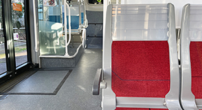 Depuis le 3 octobre 2022, la ligne de bus 382 est prolong&eacute;e&nbsp;: elle assure d&eacute;sormais la liaison de "Pont de Rungis RER" &agrave; Thiais  jusqu'&agrave; la gare "Les Ardoines RER" &agrave; Vitry-sur-Seine. Les voyageurs peuvent ainsi rejoindre la ligne C du RER.