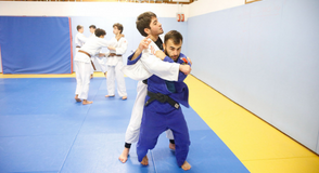 Licencié au club Sucy judo et agent du Département, Luka Mkheidze vient de remporter une médaille de bronze au Grand prix du Portugal ! Une compétition internationale qui réunit les meilleurs judokas du monde.