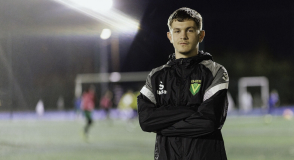 L'&eacute;quipe de France de football termine la comp&eacute;tition sur la troisi&egrave;me marche du podium en battant les Etats-Unis. Une jolie m&eacute;daille pour les athl&egrave;tes... et pour notre joueur val-de-marnais N&eacute;lio Carr&eacute;, licenci&eacute; &agrave; l'ESS Vitry.