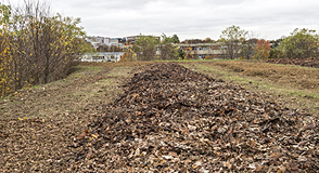 Après Créteil, l'expérience des "lasagna bed" pour fertiliser les sols appauvris se poursuit à Valenton